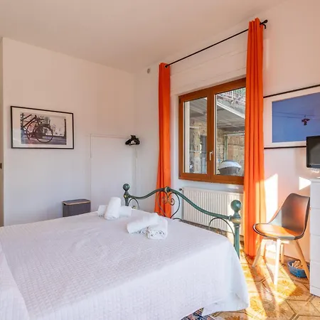 Graziosa Residenza In Collina Διαμέρισμα