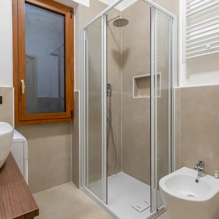 Graziosa Residenza In Collina Apartamento *