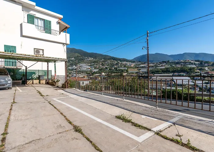 Graziosa Residenza In Collina Appartamento Sanremo