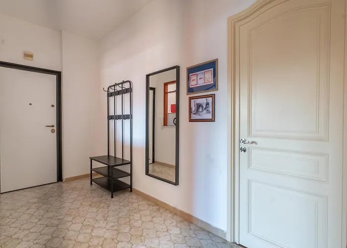 Lägenhet Graziosa Residenza In Collina Sanremo