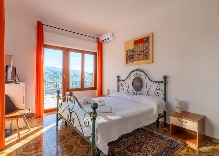 Lägenhet Graziosa Residenza In Collina